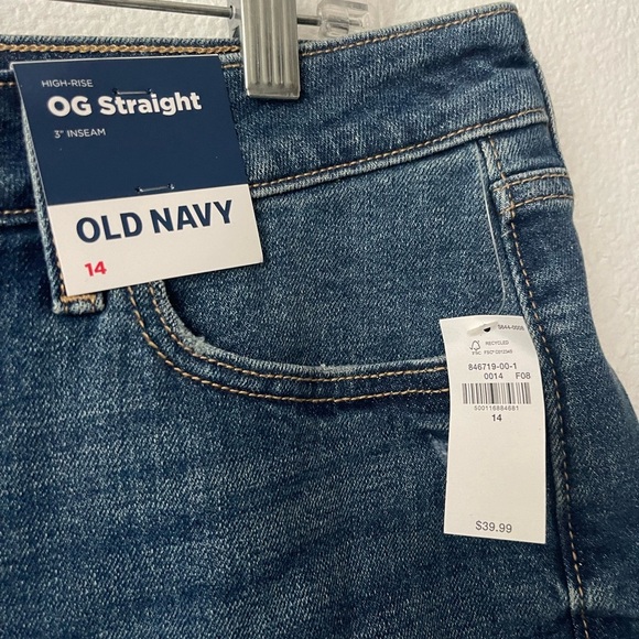 OLD NAVY Women’s Medium Wash High-Rise OG Cut-Off Jean Shorts Size 14 - Picture 4 of 9